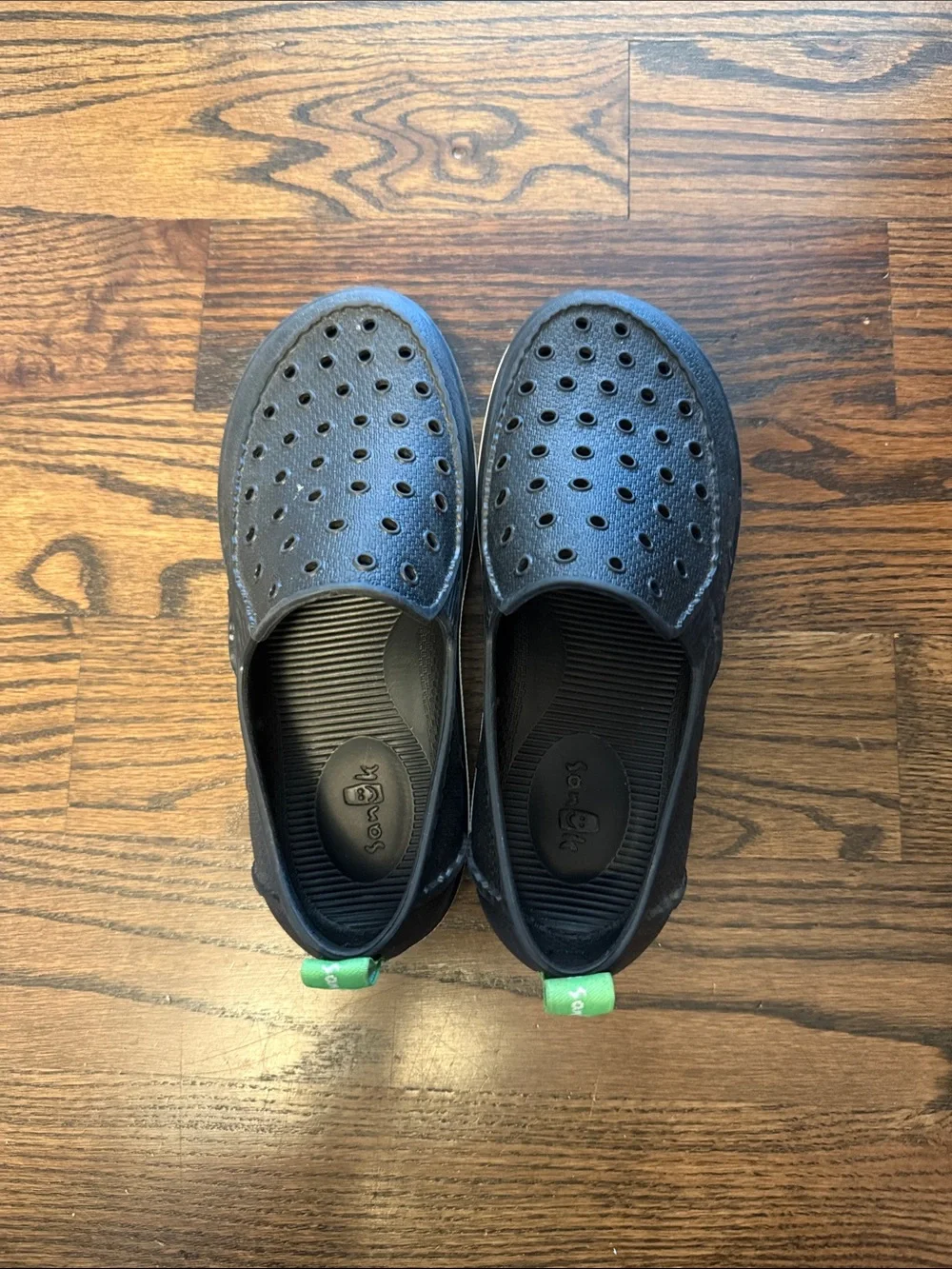 EUC SANUK LIL WALKER SIZE 3 BOYS UNISEX WATER SHOES SLIP ON YOUTH LOAFER
